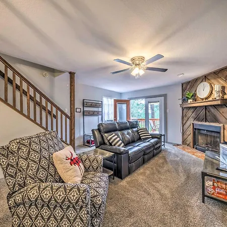 Hike, Golf And Explore Ruidoso Retreat With Deck!